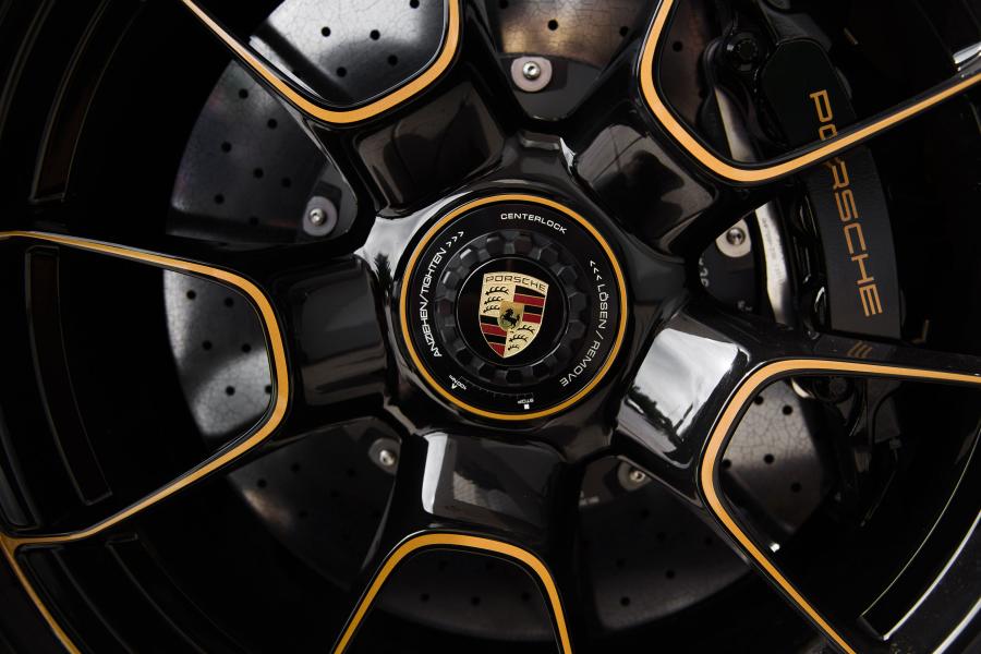 Колеса Porsche 911 Turbo S Exclusive Series (991) 2017 года  (фото 55 из 70)